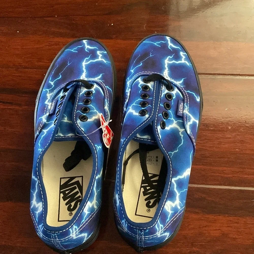 Vans authentic lighting black and blue size Men 6.5 women’s 8